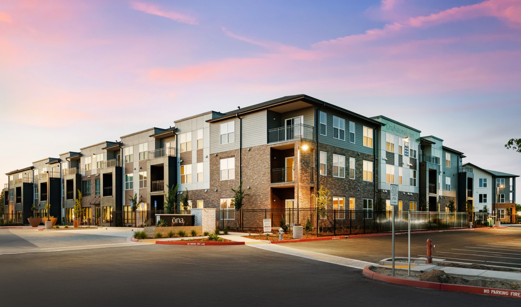 The essence of exceptional living 50+ Shops, Dining, & Experiences